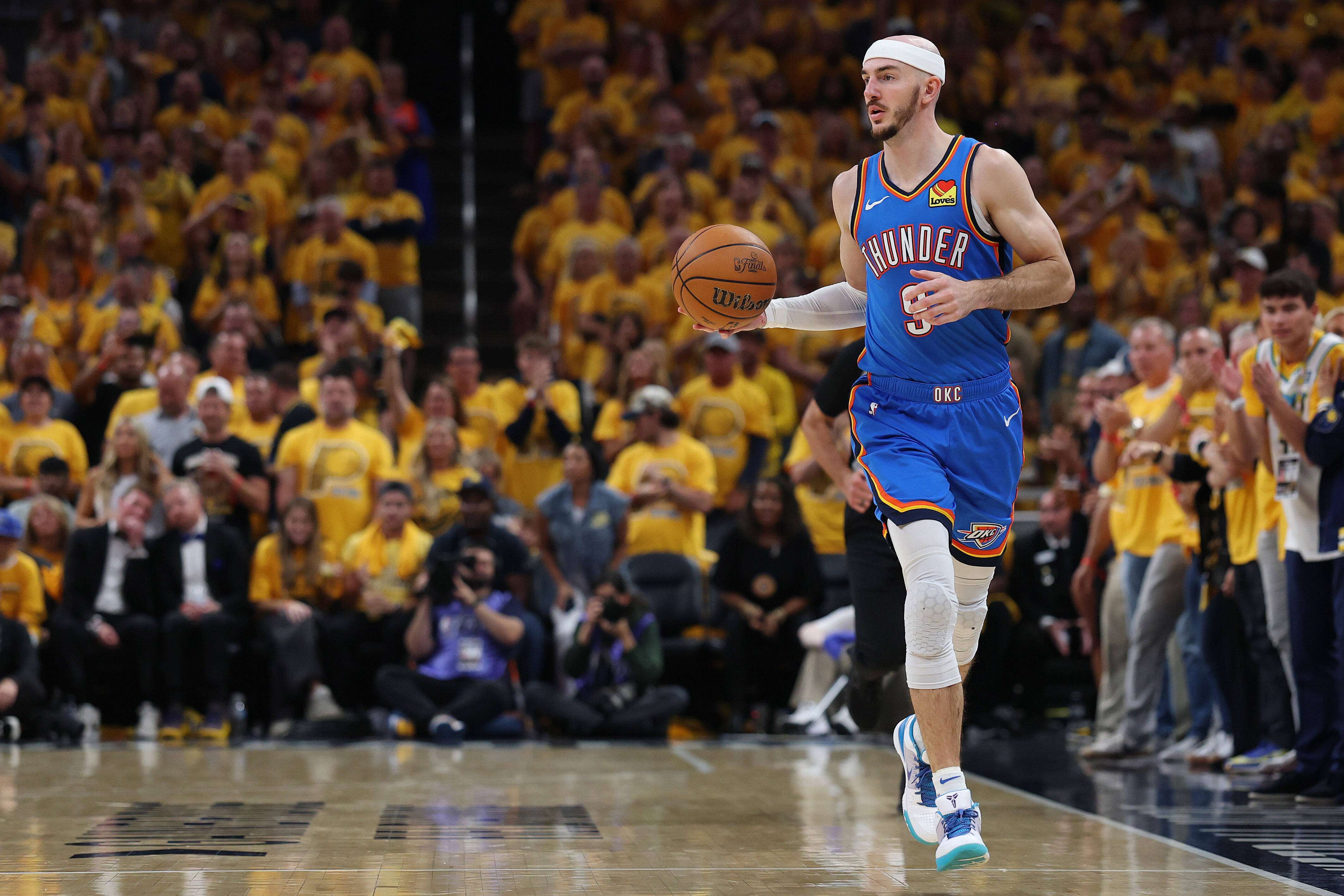 关于俄克拉荷马雷霆今夜手感冰凉；志在NBA季后赛名次提升；更衣室稳定；团队化学反应显著的信息